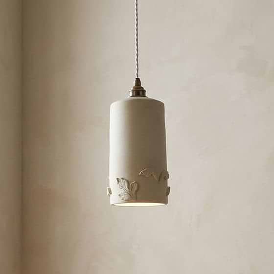 Acanthus Rim Pendant