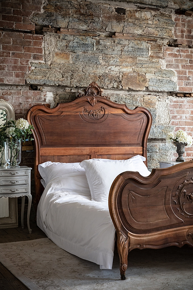 DIY Rustic Bedroom Decor