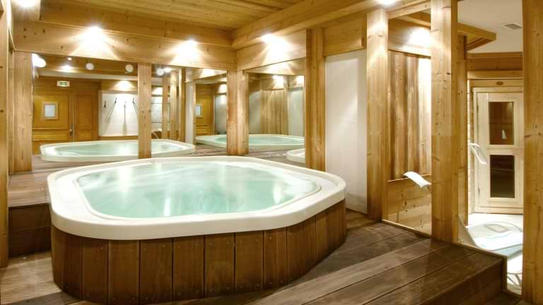Shared hot tub