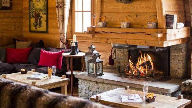 The cosy lounge in the Chartreuse