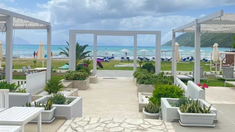 Cosmos Beach Club