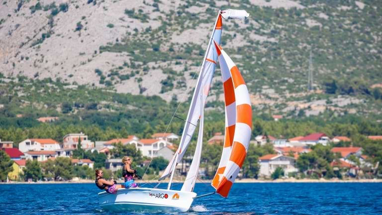 Dinghy sailing at Alana Beach Club