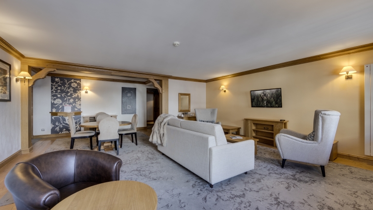 Front room in hotel suite