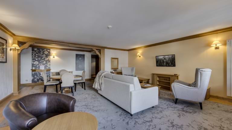 Front room in hotel suite