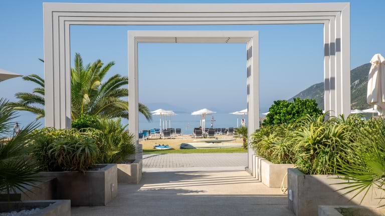 Cosmos Beach Club