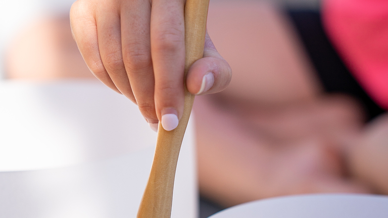 Relax with a sound bath experience at Neilson | Cook's Club Adakoy