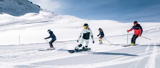 Group skiing in val D'Isere