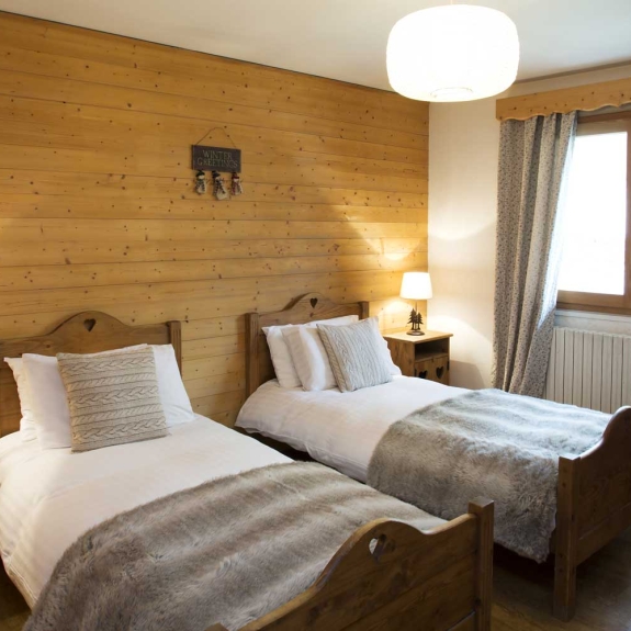 Club twin room