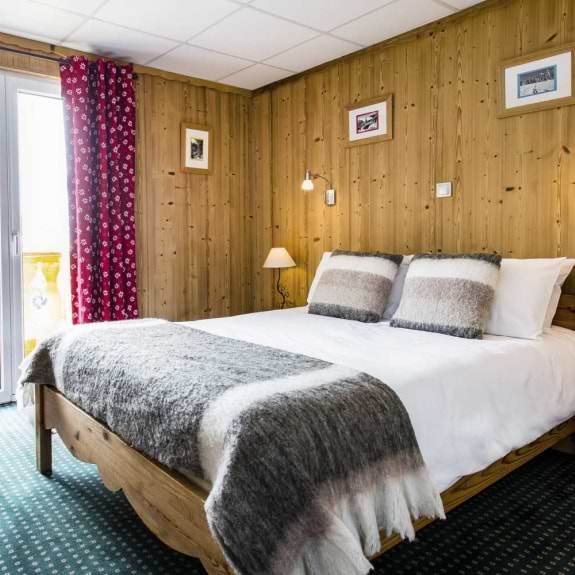 A club double room