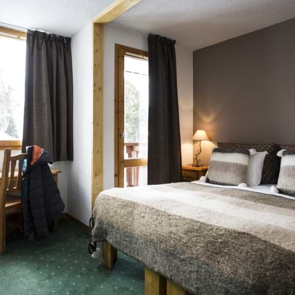 A club double room