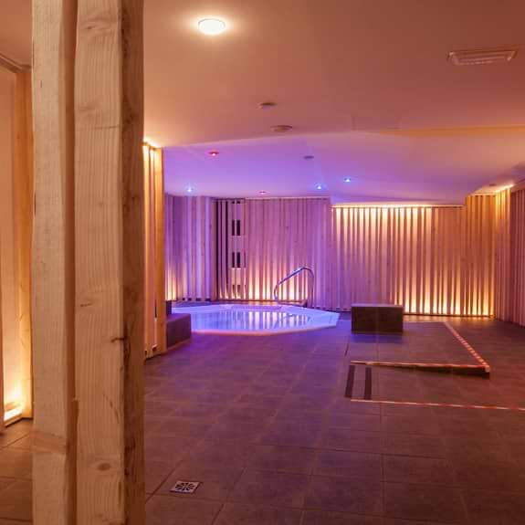 A stylish hot tub