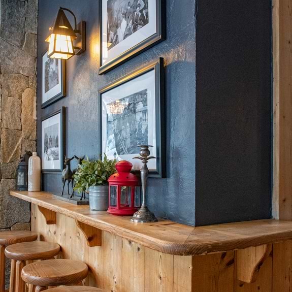 Lovely mountain style throughout