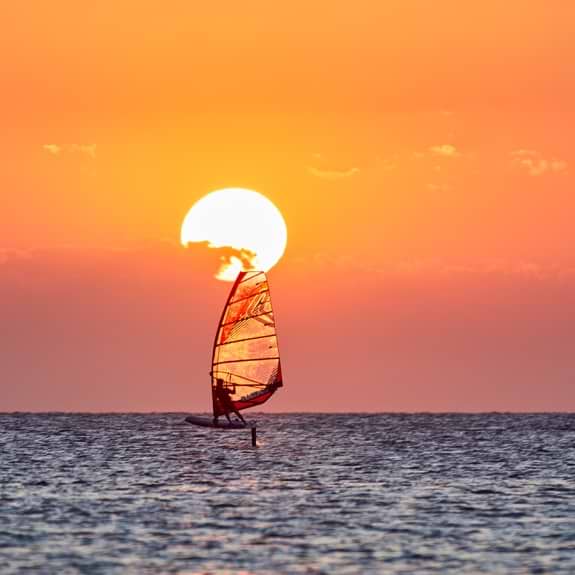 windsurf foiling