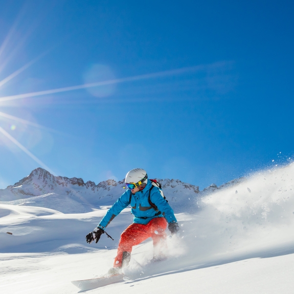 Snowboarder