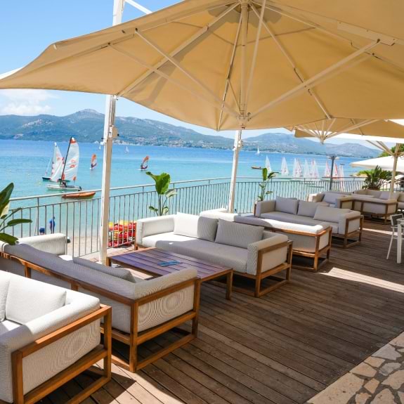 Kirki beach bar at Vounaki Beach Club