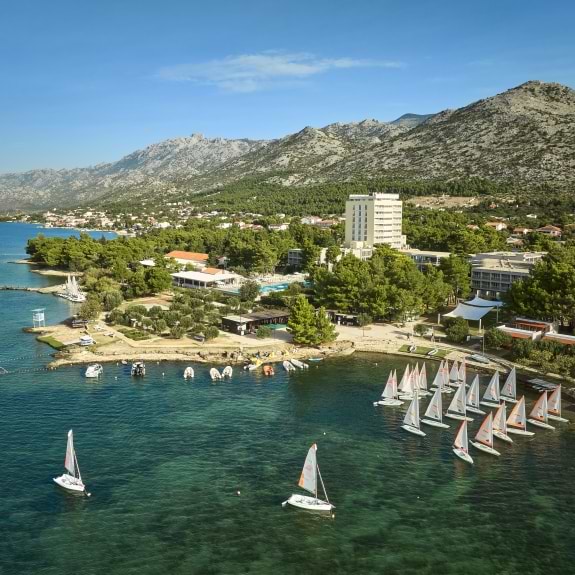 Alana Beach Club