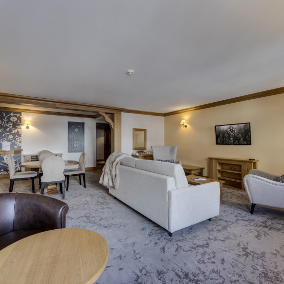 Front room in hotel suite
