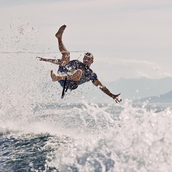 Wakeboarding wipe out
