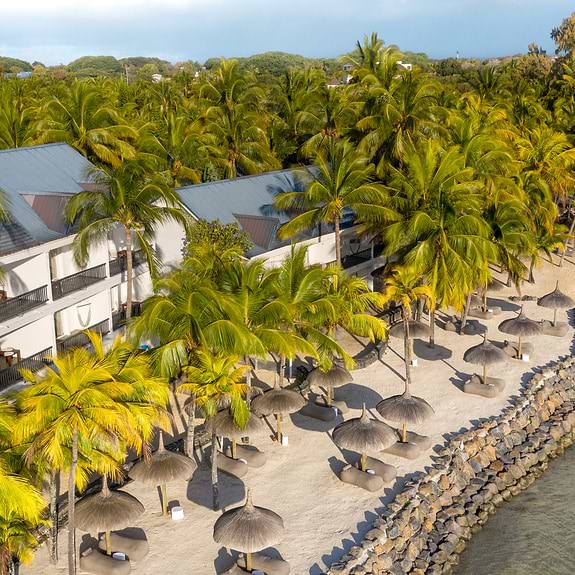 Beachfront Suites and Adult Beach at Neilson x The Ravenala Attitude