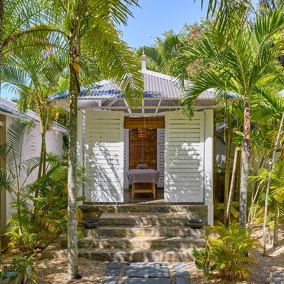Spa POZ Garden treatment room