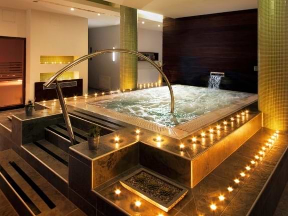 The spa at Alana Beachclub