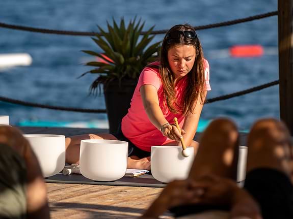 Sound bath at Neilson | Cook's Club Adakoy