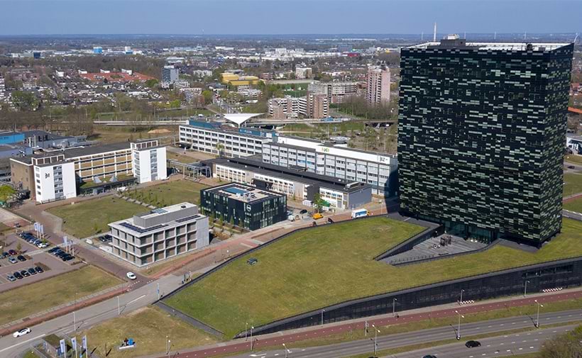 Noviotech Campus is gesitueerd op een voormalig deel van het NXP-terrein in Nijmegen op bedrijventerrein Winkelsteeg. Op deze campus, die nauwe banden heeft met het Radboud UMC, zijn 5 gebouwen gevestigd waar Kadans er 3 van beheert. Er zijn meer dan 50 bedrijven gevestigd die zich focussen op Medical technology, Semicon, Digital Health, Chip intergration, Pharma and RF.