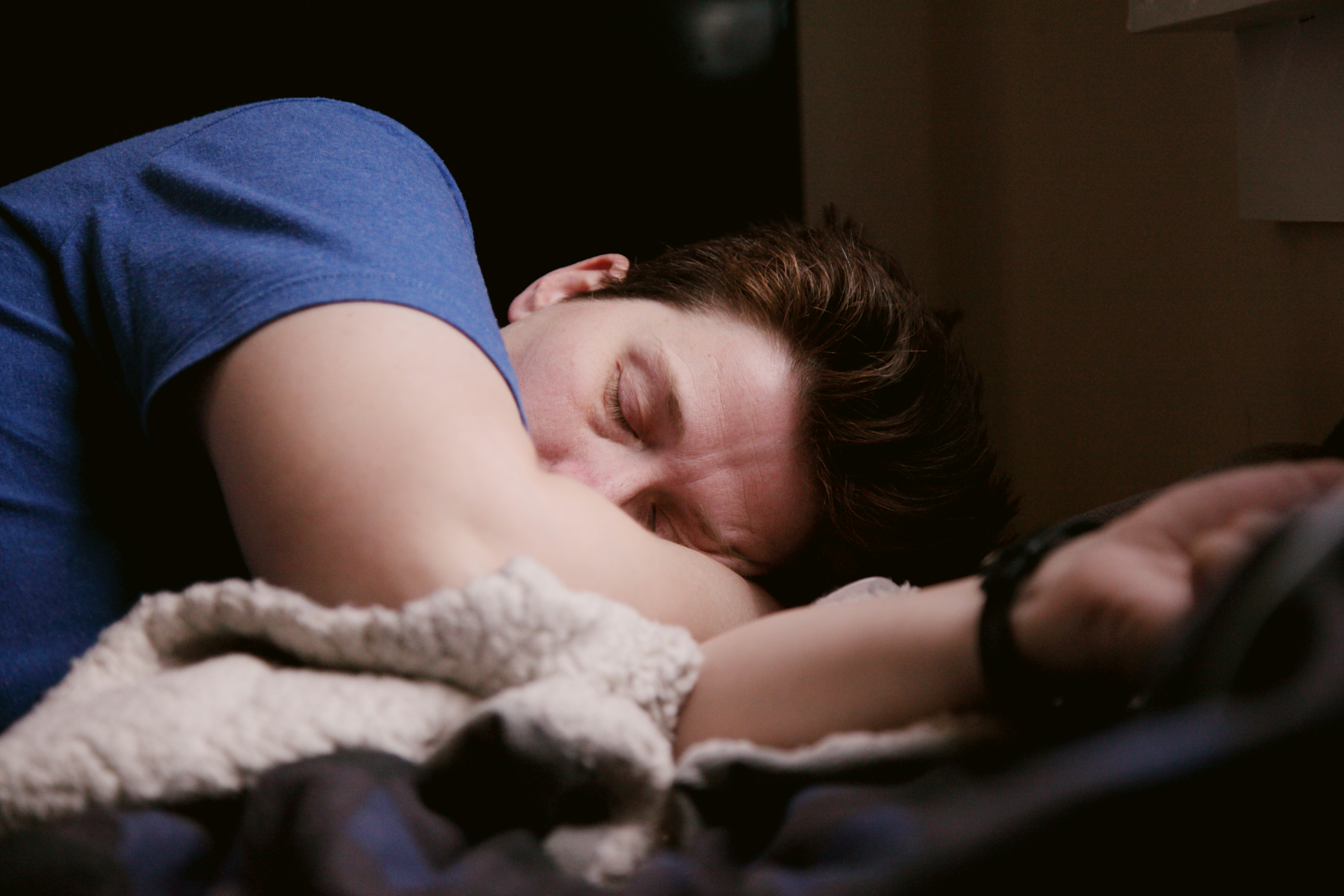 REM sleep explained: Discover what causes low REM nights