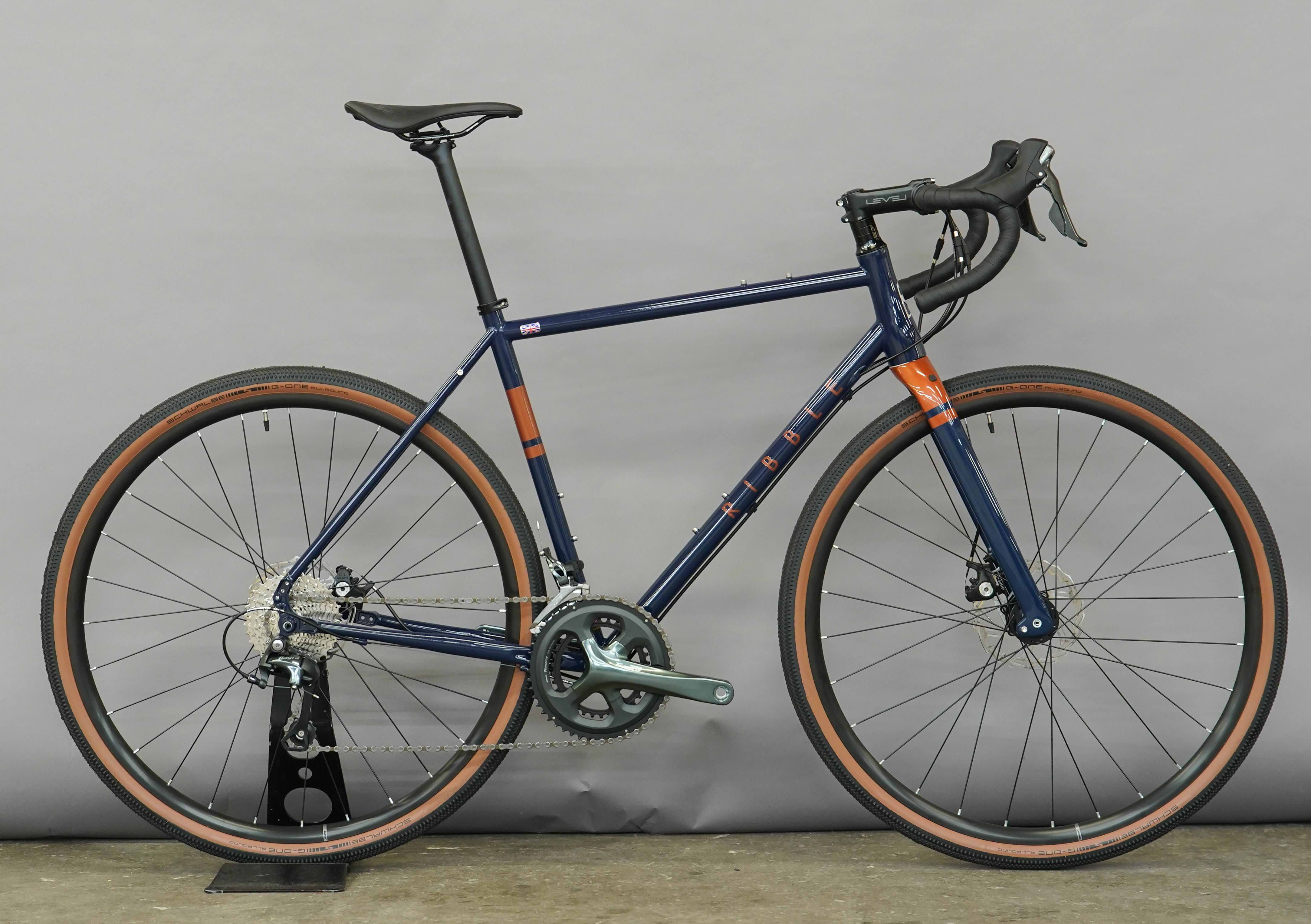 CGR 725 - Shimano Tiagra - Medium