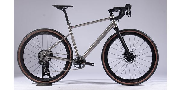 Gravel Ti - SRAM Force XPLR AXS - Medium