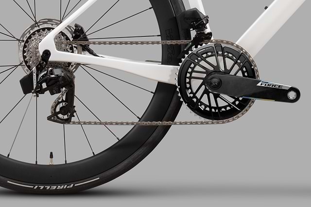SRAM Force AXS