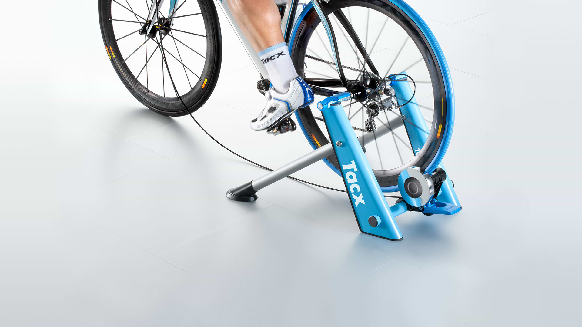 Wheel on trainer zwift hotsell