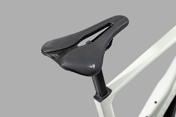 Saddle