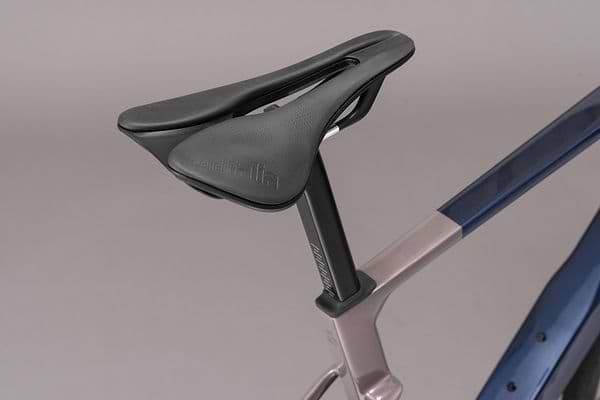Saddle