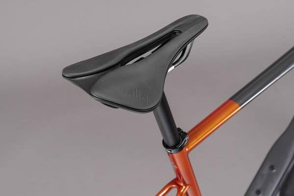 Saddle