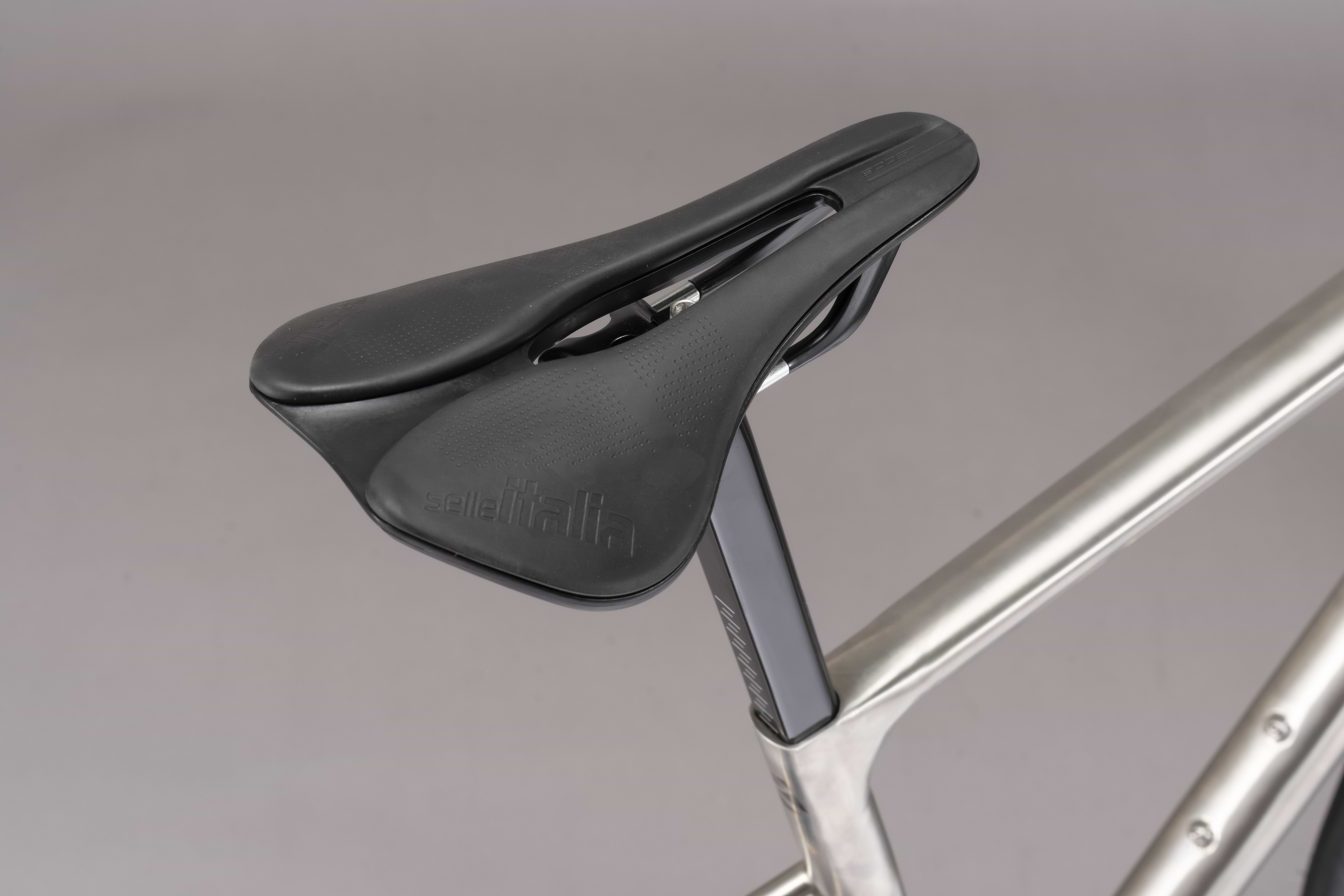 Seat bike price new arrivals