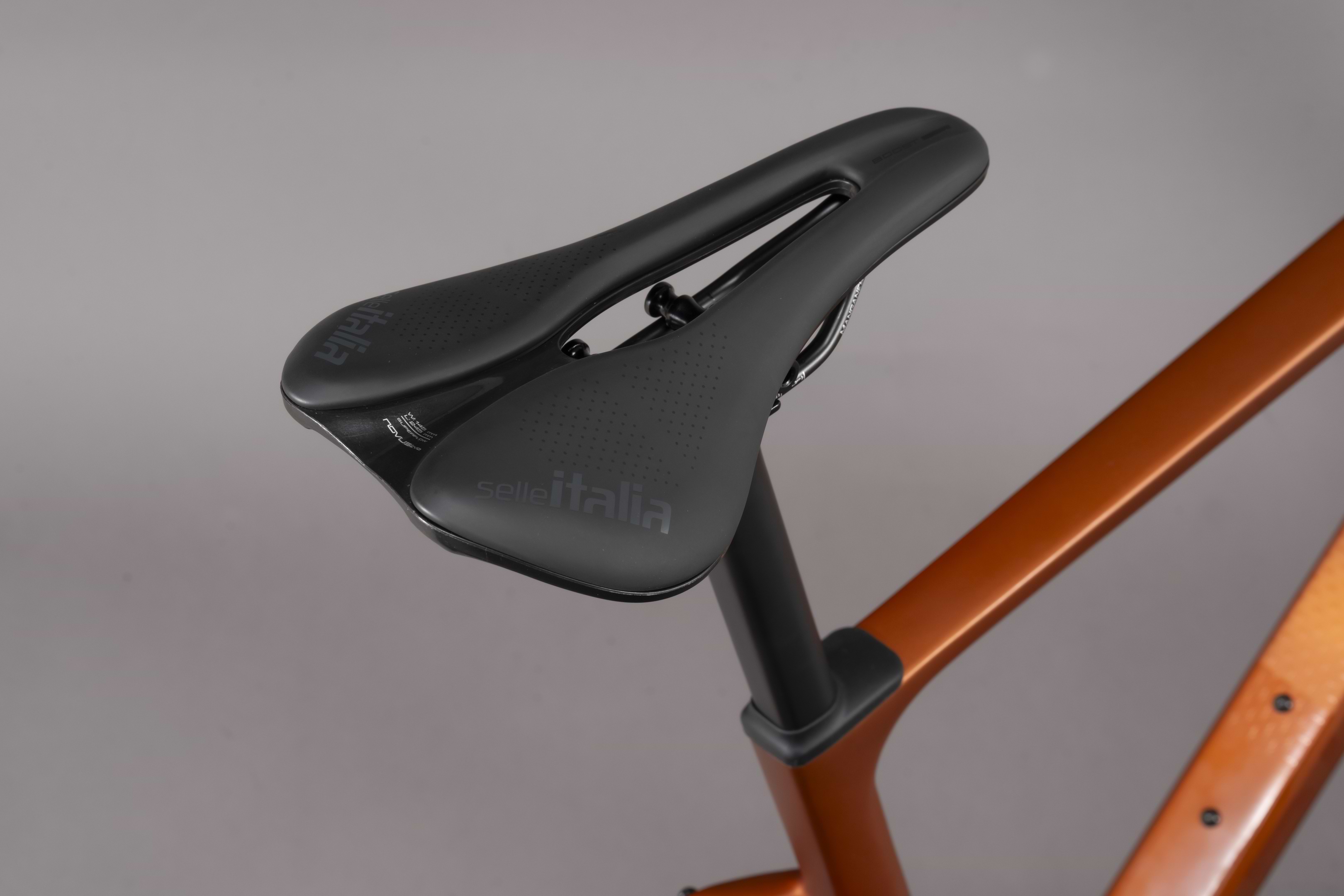 Comfortable gravel bike saddle on sale