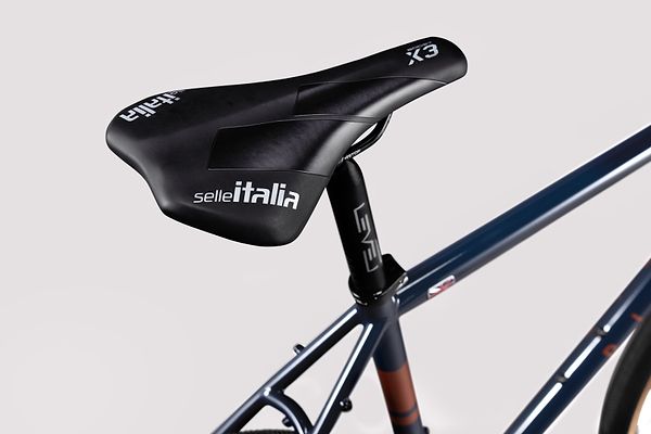 Saddle