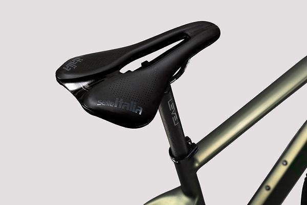 Saddle