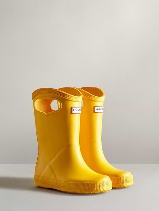 HUNTER KIDS FIRST CLASSIC GRAB HANDLE WELLINGTON BOOTS YELLOW