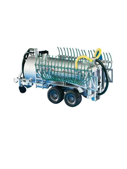 Slurry tanker with injector 1:16