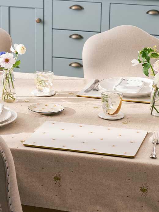 Sophie Allport Placemats Set Of 2 Extra Large Bees