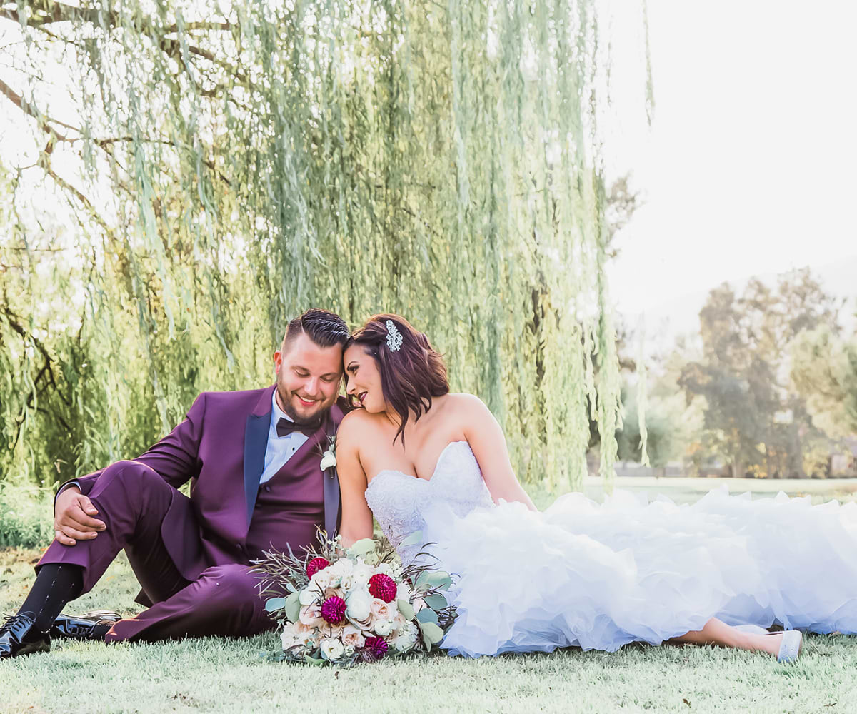 Beautiful Weeping Willow at Sierra La Verne - Wedgewood Weddings