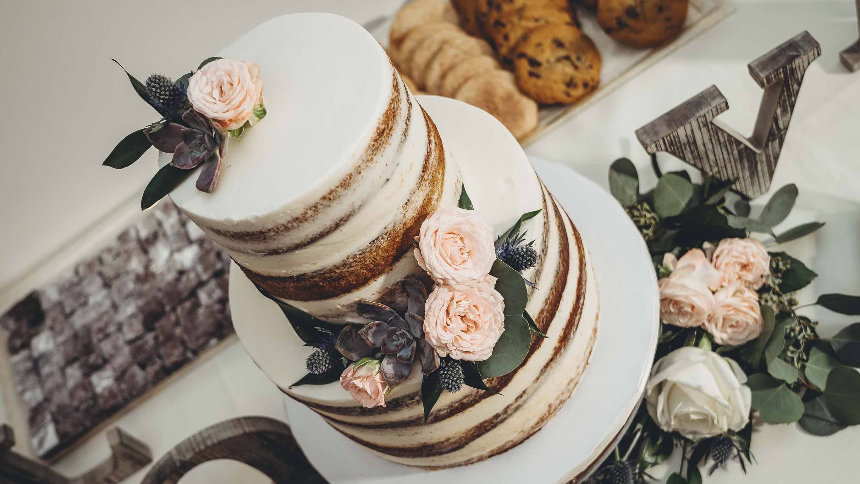 Naked Cakes are on-trend for boho style weddings