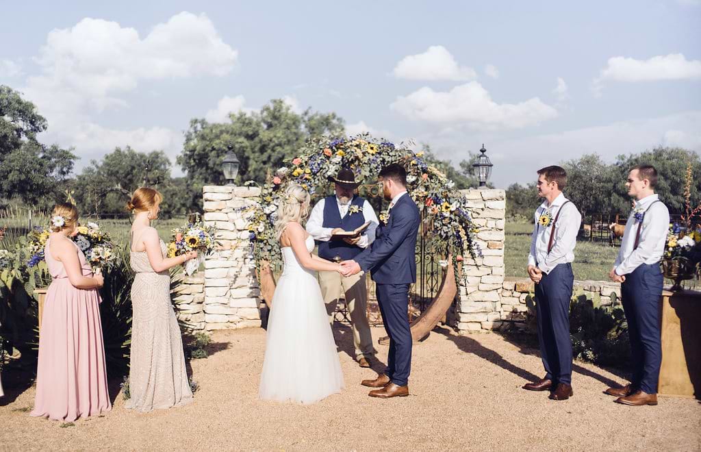 An outdoor wedding ceremony at Hofmann Ranch in San Antonio