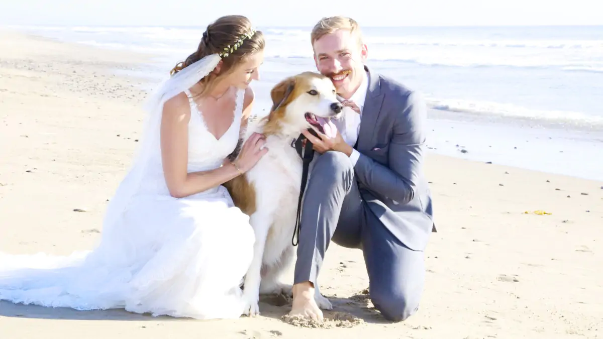 LILLIAN AND JOSH POSE WITH THEIR SWEET PUP POST-CEREMONY IN VENTURA, CA