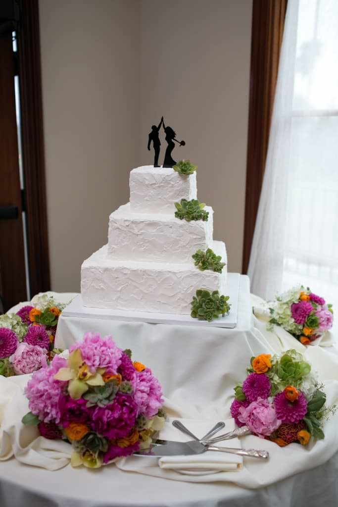 clever wedding cake table at Wedgewood Weddings