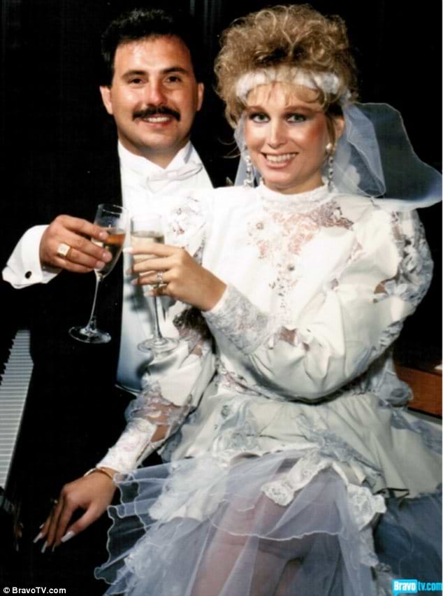 1980 wedding dress style