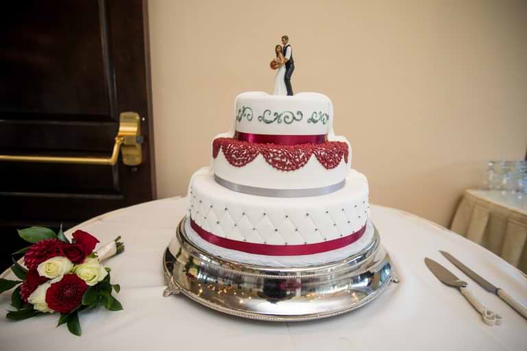 wedgewood weddings cake