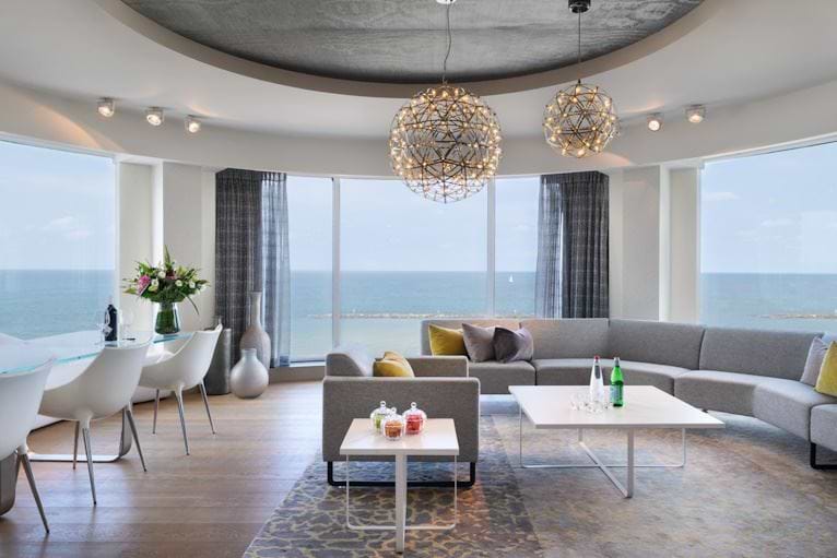 Royal Beach Tel-Aviv Spa Package: 2 spa treatments on Saturday nights